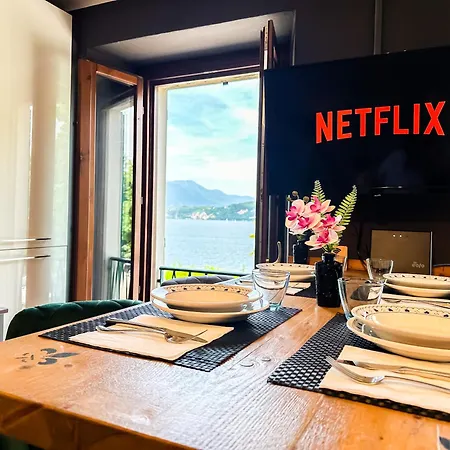 Stresa Vista Con Cinema E Lägenhet Brisino